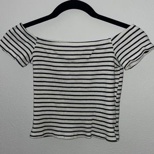 Divided White and Black Striped Crop Top (XS)